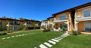 Mieszkanie 3 pokoi w Manerba del Garda, Włochy