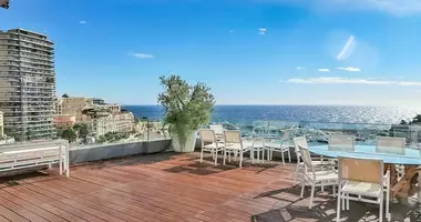 Mieszkanie 3 pokoi w Monako