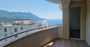 2 bedroom apartment in Becici, Montenegro