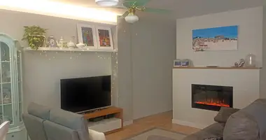 2 bedroom apartment in Alicante, Spain