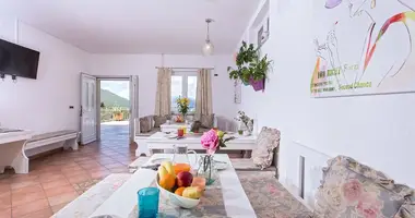 Villa 7 chambres dans Tous les pays