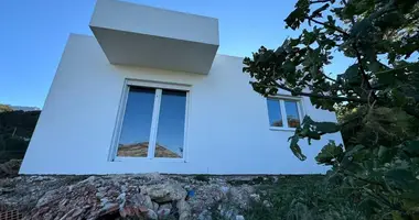2 bedroom house in Sustas, Montenegro