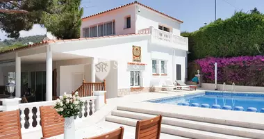 Chalet 6 bedrooms with balcony, with furniture, with air conditioning in Tossa de Mar, Spain