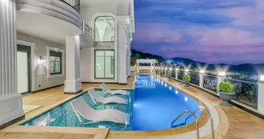 Villa 5 bedrooms with Balcony, with Air conditioner, with Sea view in Alanya, Turkey