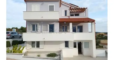 Casa 9 habitaciones en Primosten Burnji, Croacia