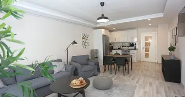 Wohnung 3 zimmer in Konyaalti, Türkei