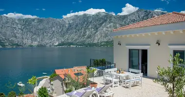Commercial property 150 m² in Stoliv, Montenegro