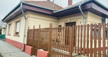 Casa 3 habitaciones en Cegled, Hungría