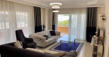 2 bedroom apartment in Demirtas, Turkey