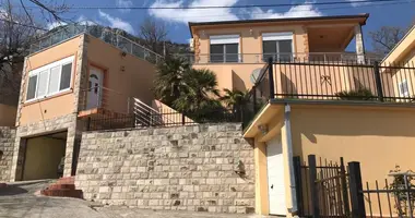 Casa en Sutomore, Montenegro