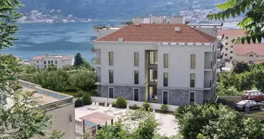 Apartamento 2 habitaciones en Dobrota, Montenegro