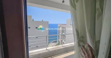 2 bedroom apartment in Dobra Voda, Montenegro