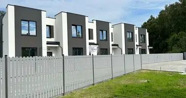 Townhouse 4 rooms in Kaliningrad, Russia