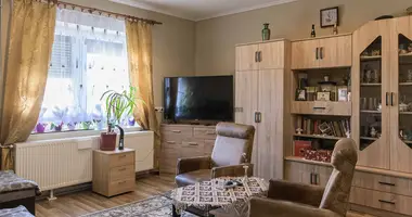 3 room apartment in Suemeg, Hungary
