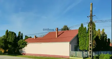 3 room house in Bicske, Hungary