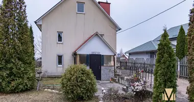 House in Pyatryshki, Belarus