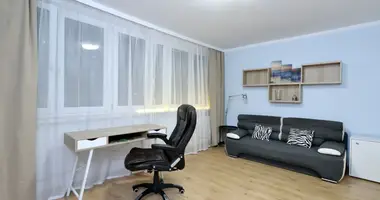 Mieszkanie 1 pokój w Warszawa, Polska
