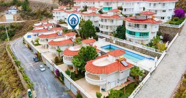 Villa 4 zimmer mit Möbel in Alanya, Türkei