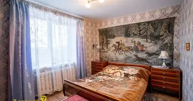 Apartamento 3 habitaciones en Pryvolny, Bielorrusia