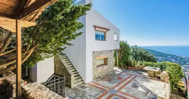 Villa 6 bedrooms with Sea view, with Mountain view, with City view in Municipality of Saronikos, Greece