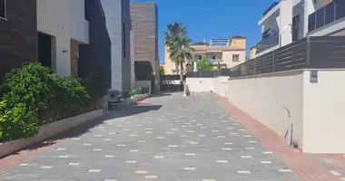 Dom 4 pokoi w Orihuela, Hiszpania