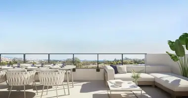 3 bedroom apartment in Estepona, Spain