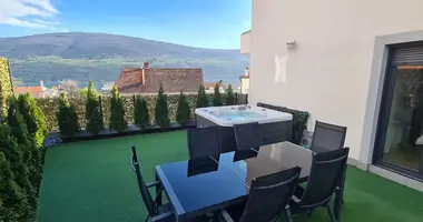 1 bedroom apartment in Đenovići, Montenegro