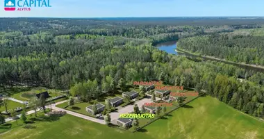 Участок земли в Kaniukai, Литва