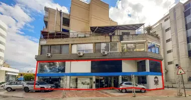 Commercial property 370 m² in Strovolos, Cyprus