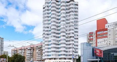 Apartamento 3 habitaciones en Minsk, Belarús