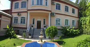 Дом 4 комнаты в Ташкент, Узбекистан