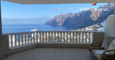 2 bedroom apartment in Santiago del Teide, Spain