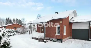 4 bedroom house in Helsinki sub-region, Finland