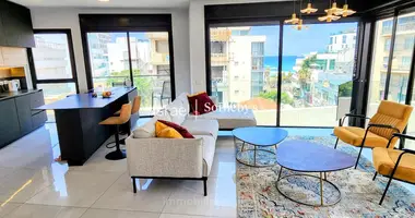 Ático Ático 4 habitaciones en Tel-Aviv, Israel