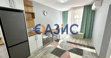 2 bedroom apartment in Pomorie, Bulgaria