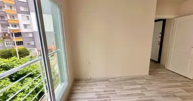 Квартира 2 комнаты в Мезитли, Турция