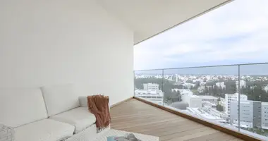 Apartamento 2 habitaciones con Aire acondicionado, con Piscina, con Gimnasio en Nicosia, Chipre