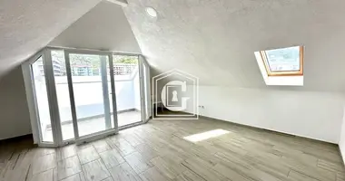 Apartamento 2 habitaciones en Becici, Montenegro