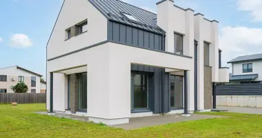 Casa en Riese, Lituania