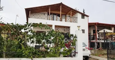 2 bedroom house in oikismos agioi anargyroi, Greece