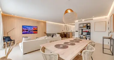 4 bedroom apartment in Barcelona, Spain