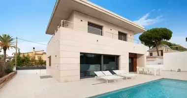 Villa 4 bedrooms in Castelldefels, Spain