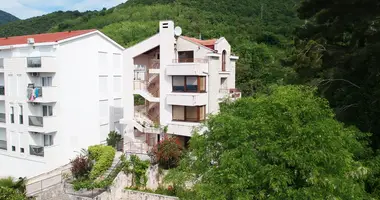 6 bedroom house in Bijela, Montenegro