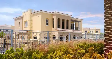 Студия 3 спальни в Дубай, ОАЭ