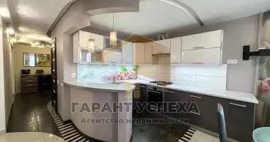 Квартира 3 комнаты в Мухавецкий сельский Совет, Беларусь