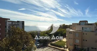 Квартира 3 комнаты в Равда, Болгария