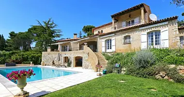 Villa 5 bedrooms in Mougins, France