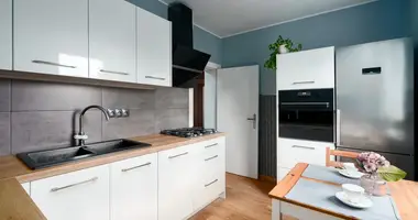 Nieruchomości komercyjne 99 m² w Poznań, Polska