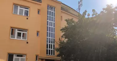 Mieszkanie 4 pokoi w Praga, Czechy