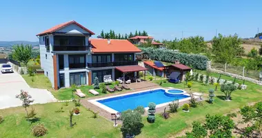 6 bedroom house in Yalakdere, Turkey